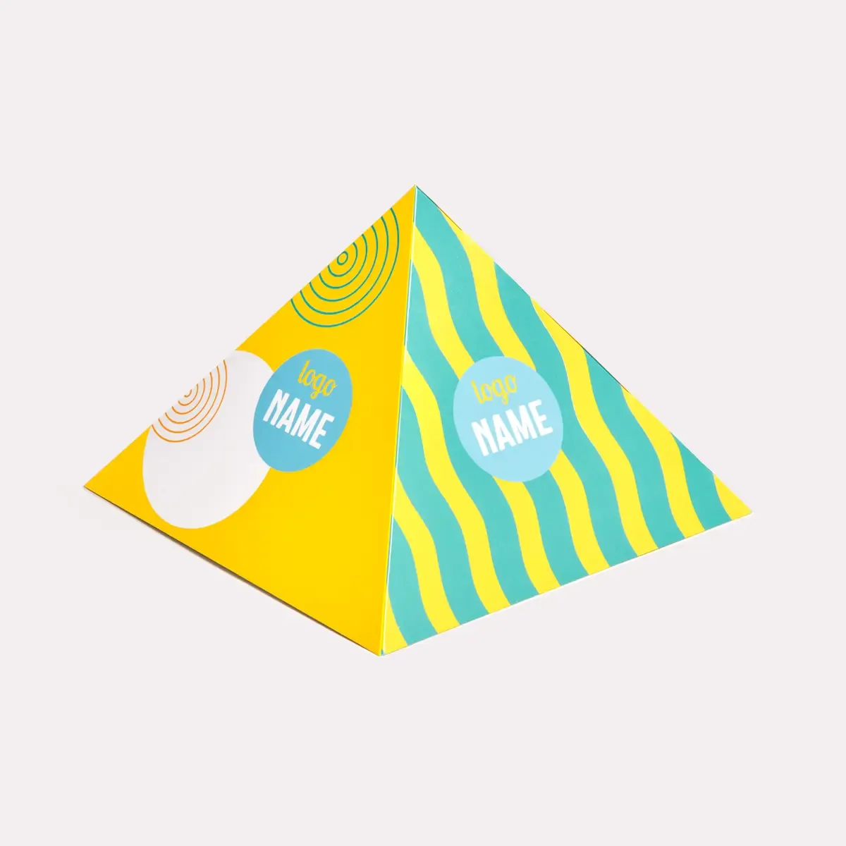 Piramide displays